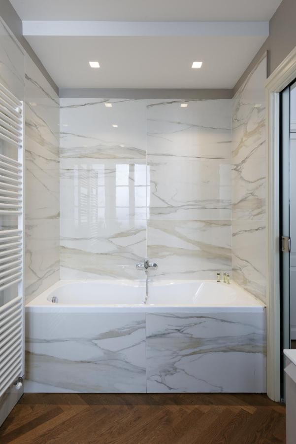 Mercatovecchio Luxury Apartments อูดิเน ภายนอก รูปภาพ