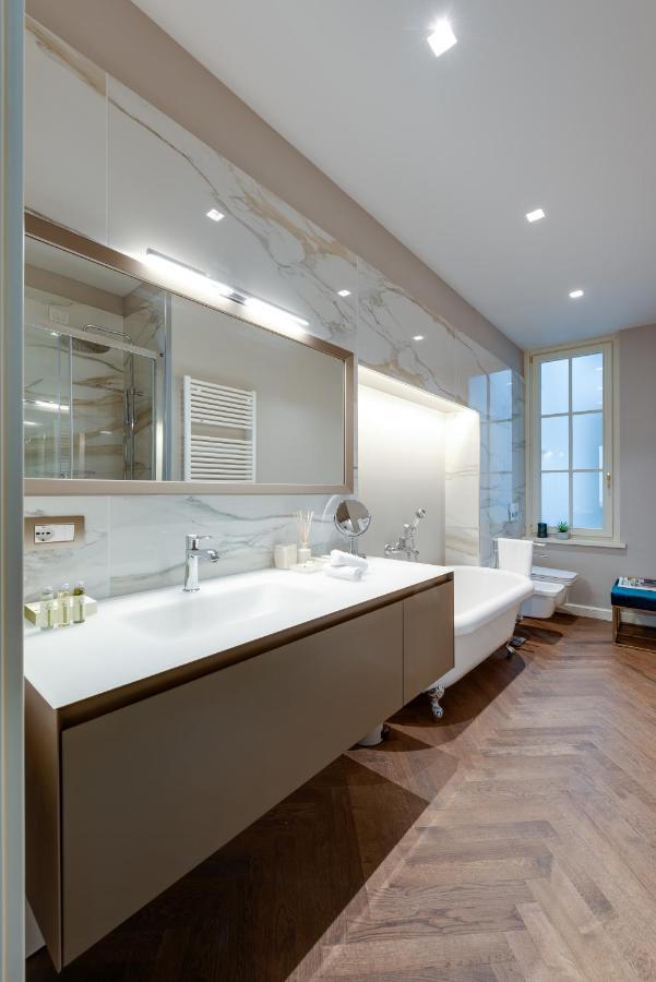 Mercatovecchio Luxury Apartments อูดิเน ภายนอก รูปภาพ